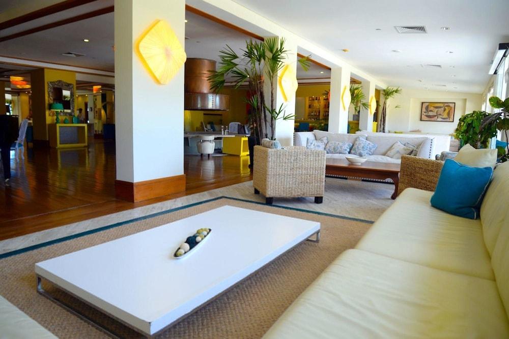 Mantra Resort Spa & Casino La Barra Exterior photo